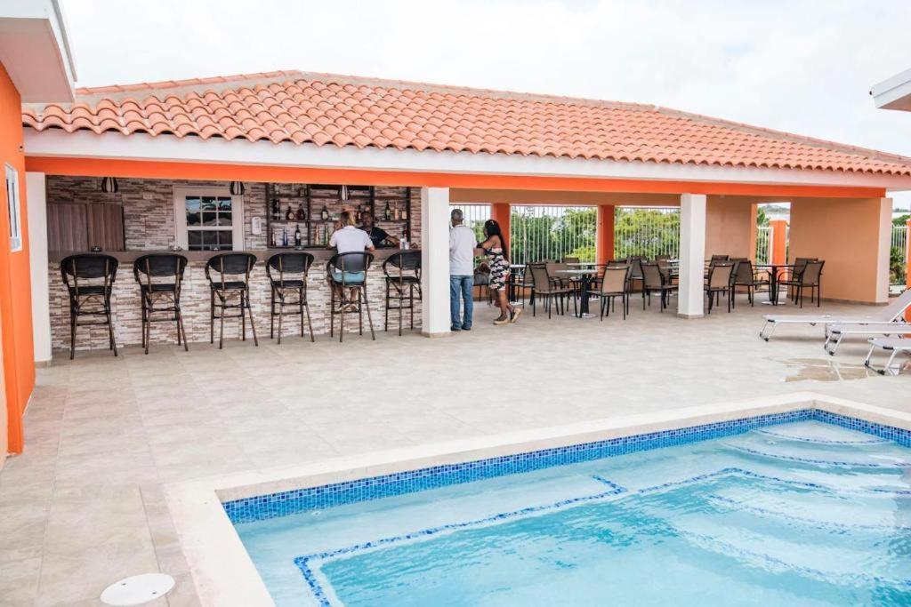 Omira Apartment Suites Willemstad Luaran gambar
