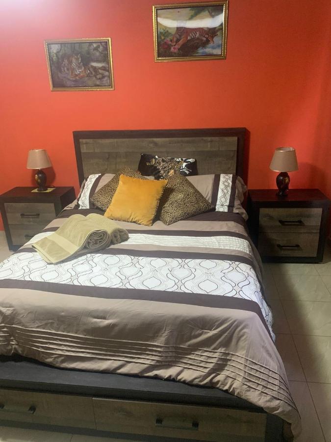 Omira Apartment Suites Willemstad Luaran gambar