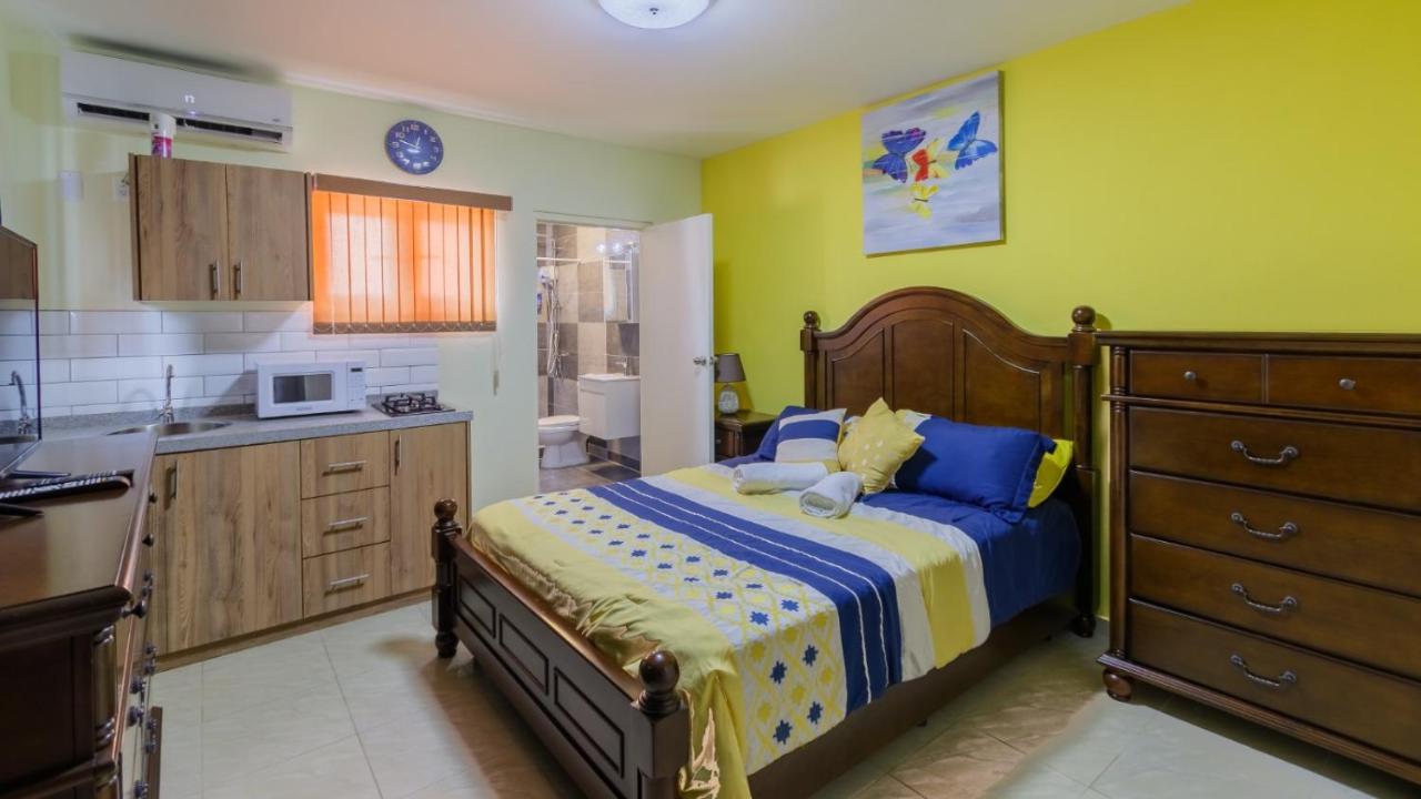 Omira Apartment Suites Willemstad Luaran gambar